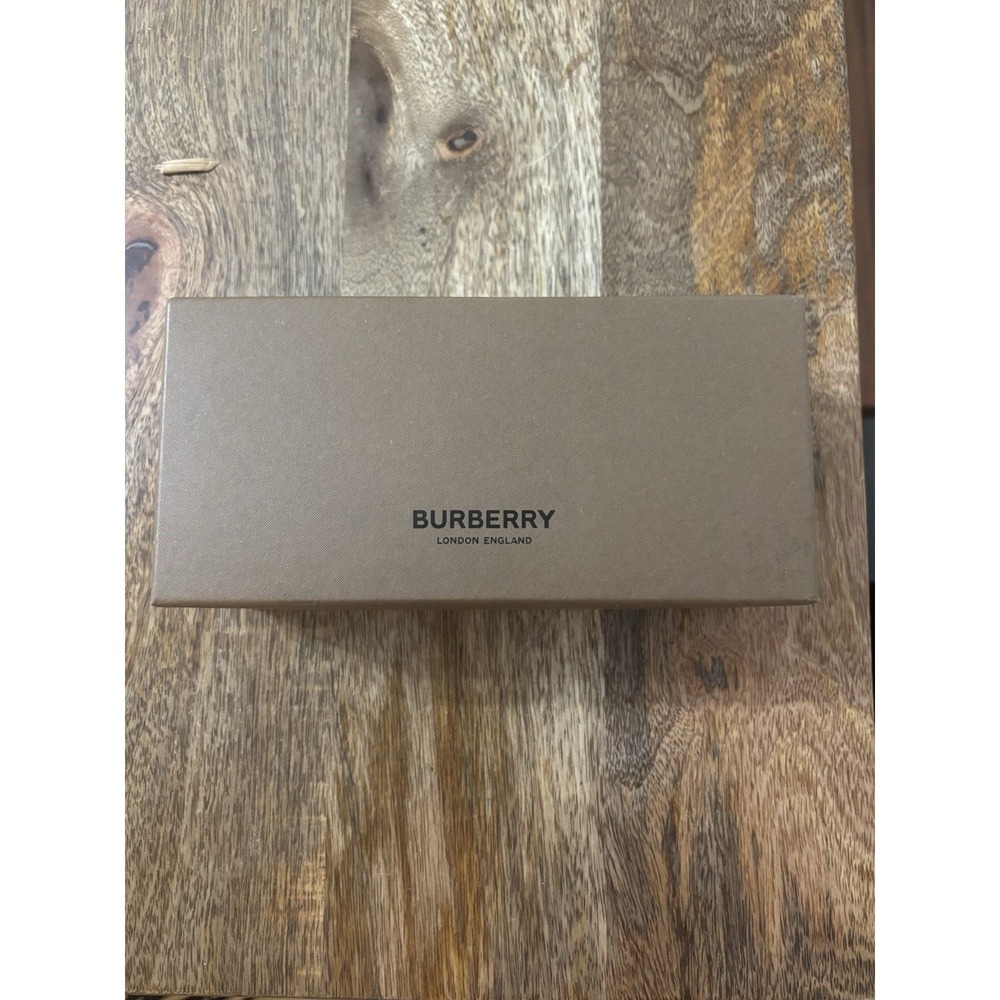 Burberry Lambswool Beige Plaid Fringe Rectangle Scarf Made in England - Picture 11 of 11
